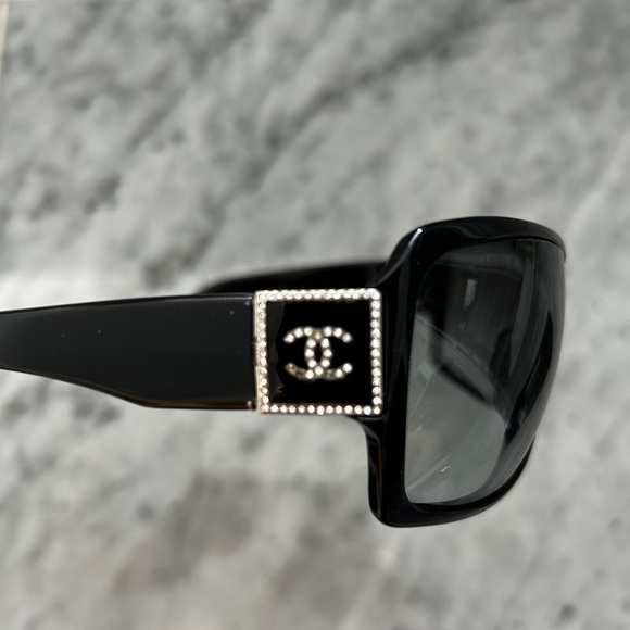 CHANEL Accessories - CHANEL Black Sunglasses with Stones Accents